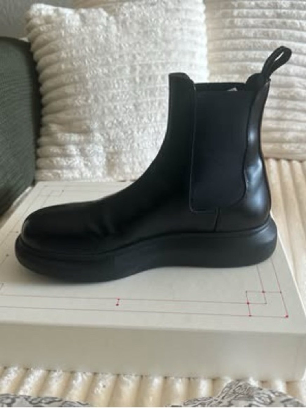 Alexander McQueen Chelsea Boot